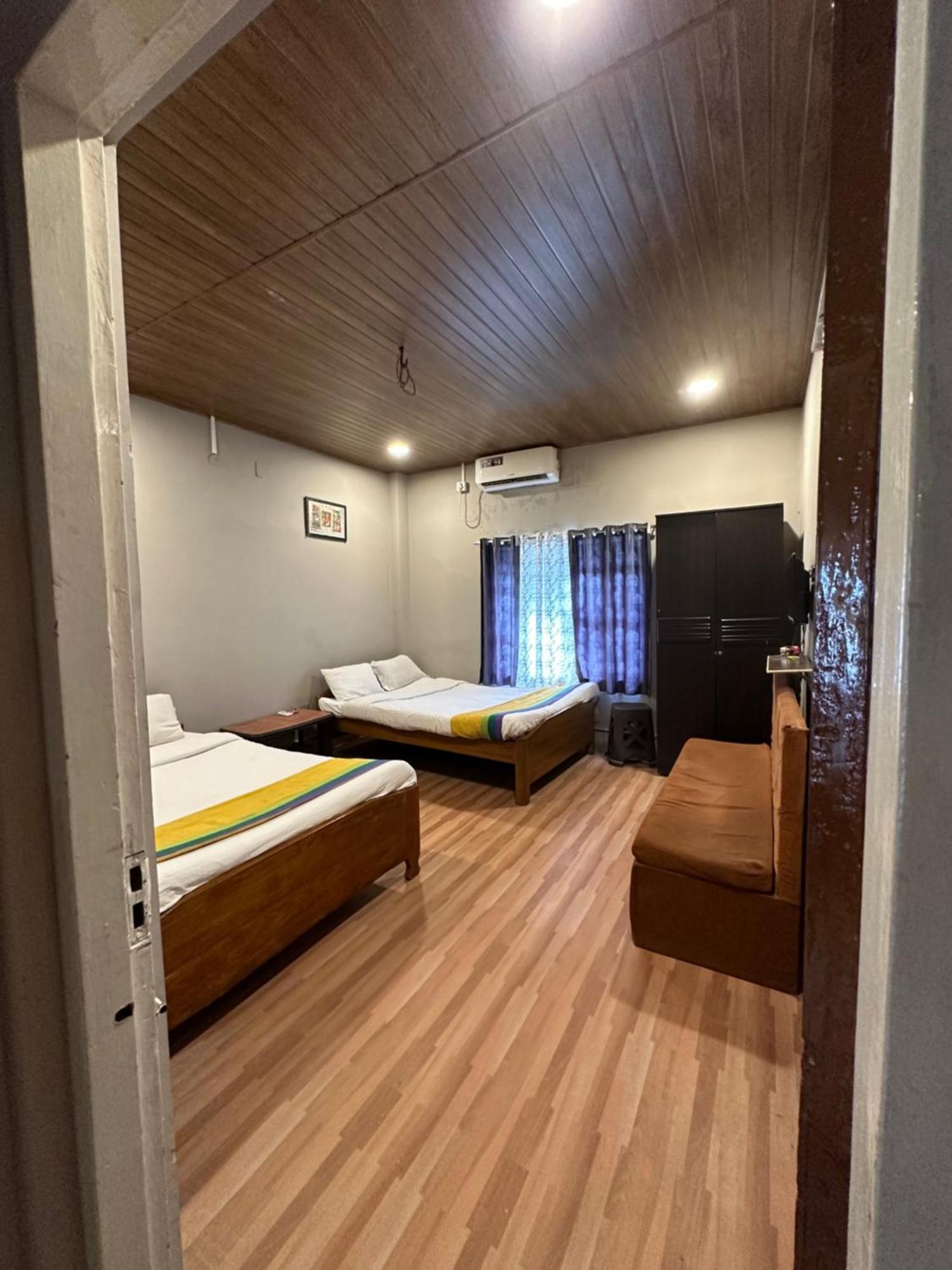 Gd Hotel Njp Siliguri Ngoại thất bức ảnh